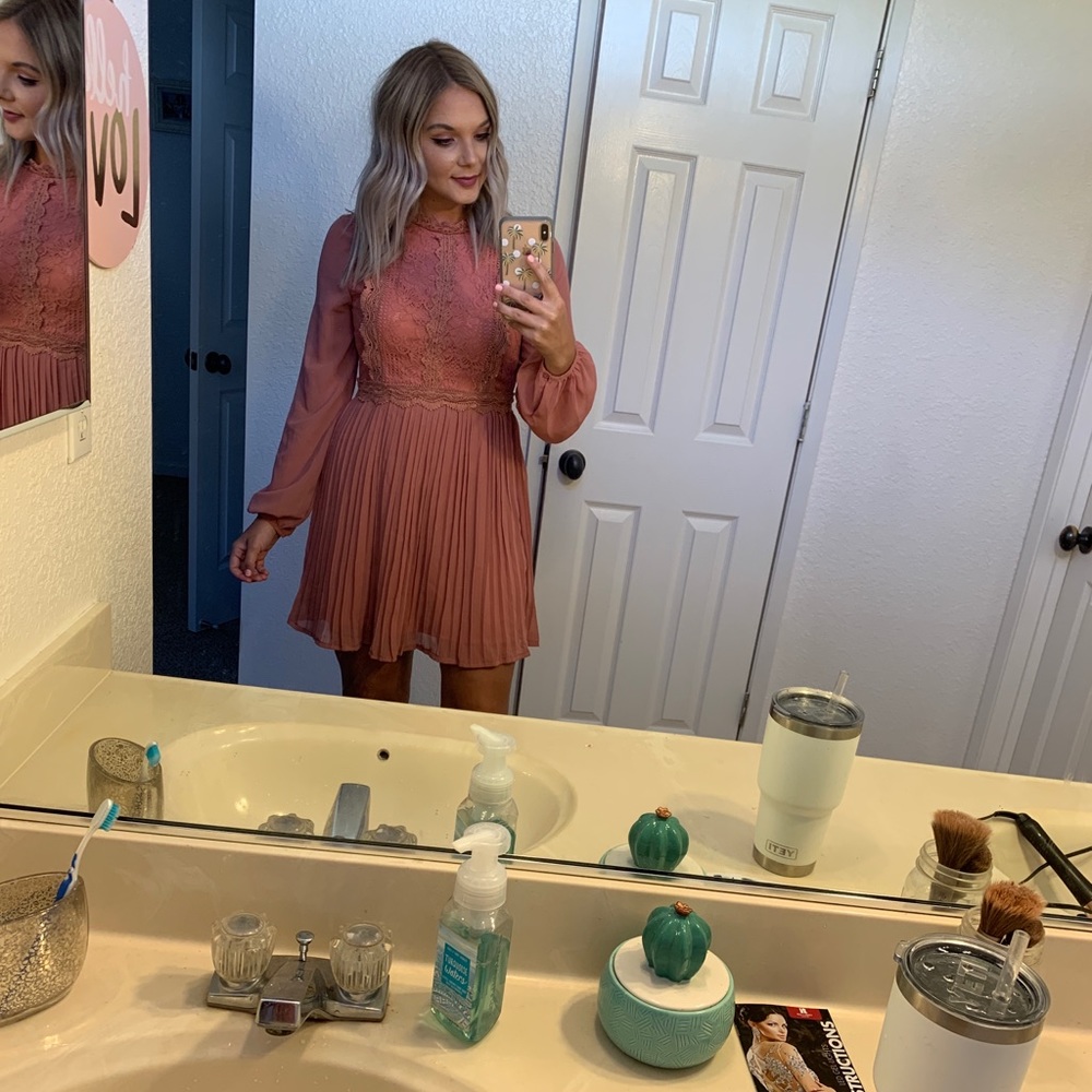 LuLus Mauve Dress